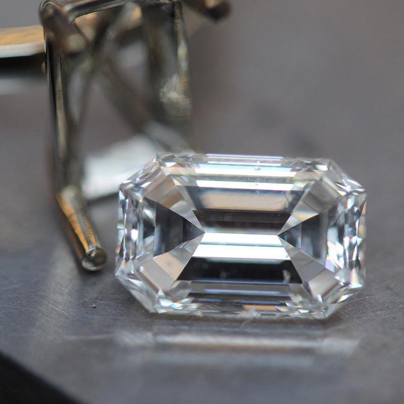 Phillip Jennings Jewellery Handmaking Of Diamond Platinum Engagement Ring